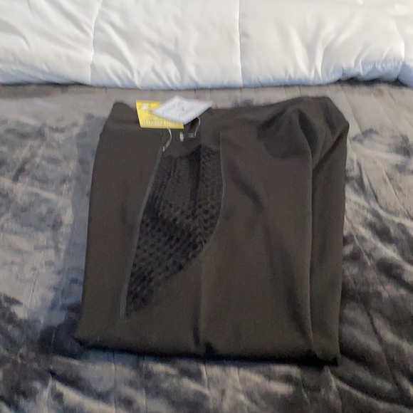 Leggins - Picture 2 of 2